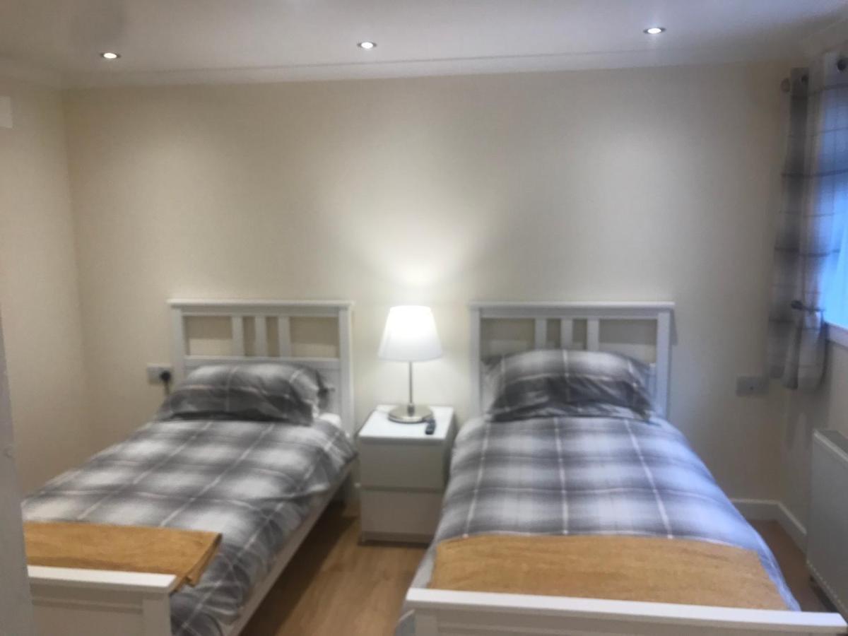 Christina'S View Apartment Форт Уилям Екстериор снимка